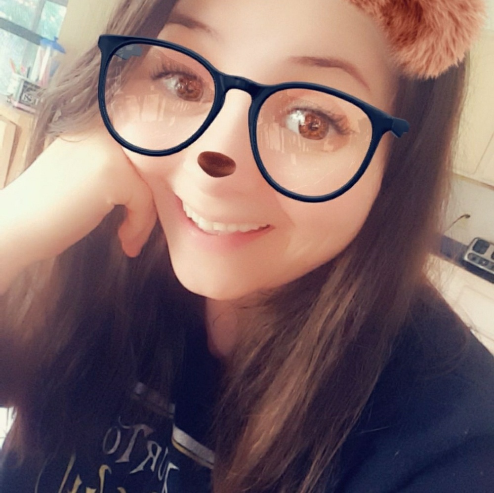 Meet your Posher, Faith